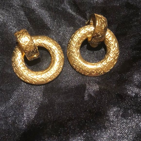 CHANEL Jewelry - Chanel gold earrings vintage